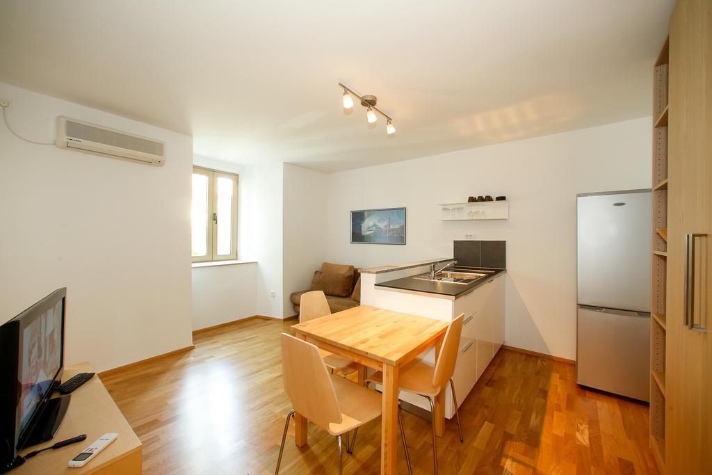 סנג' Apartments Harbour חדר תמונה